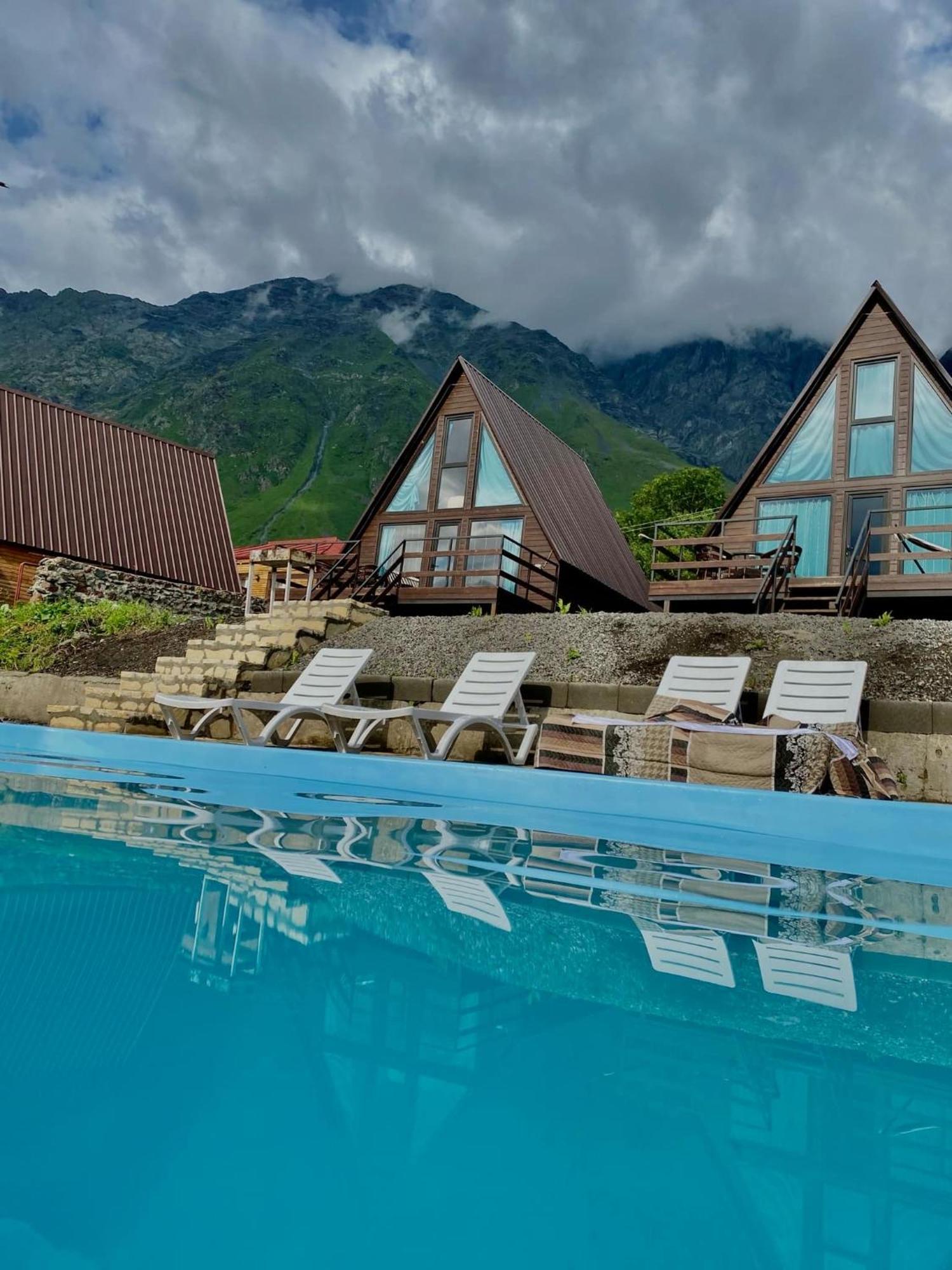 Morning Star Kazbegi Villa Buitenkant foto
